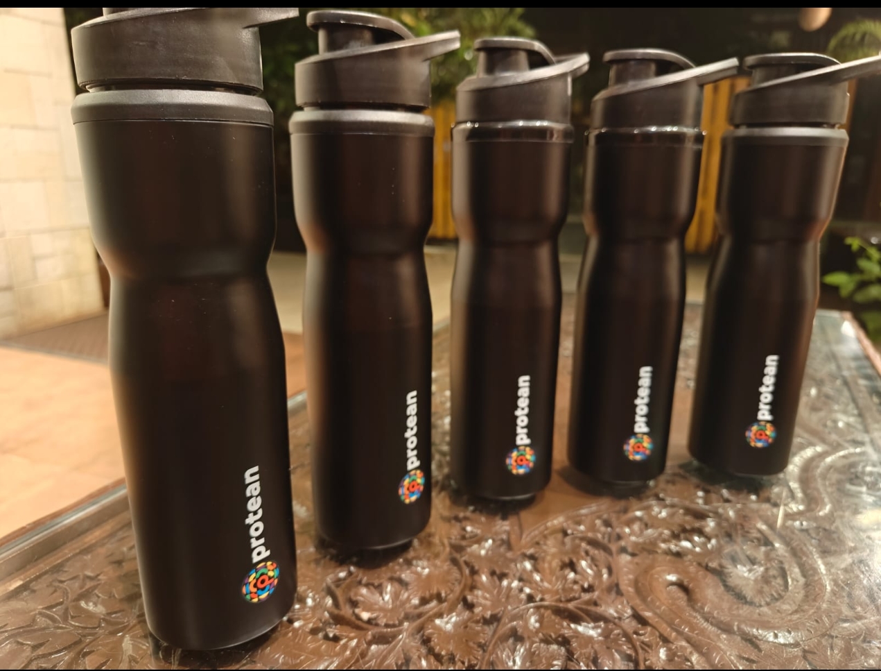 Protean — Sports bottles