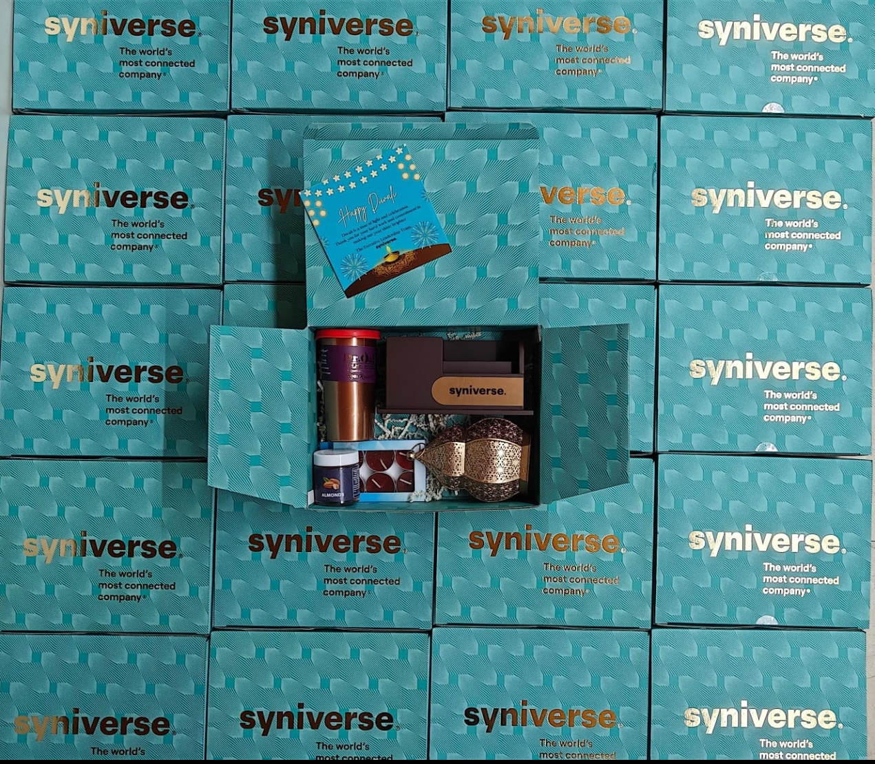 Syniverse — Branded festive boxes